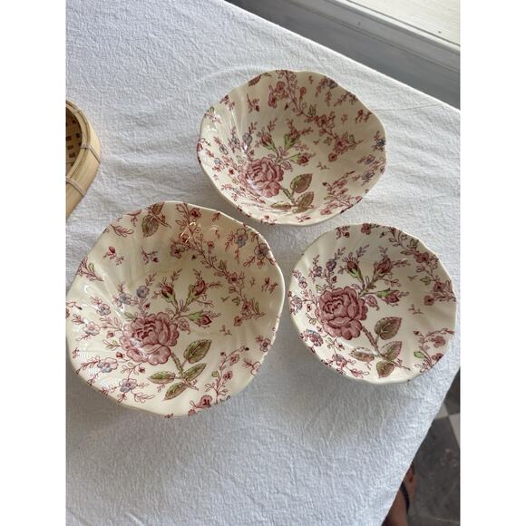 Johnson Bros. Rose Chintz Square Cereal Bowls, 6.25", 1 fruit bowl, black stamp - Picture 1 of 3